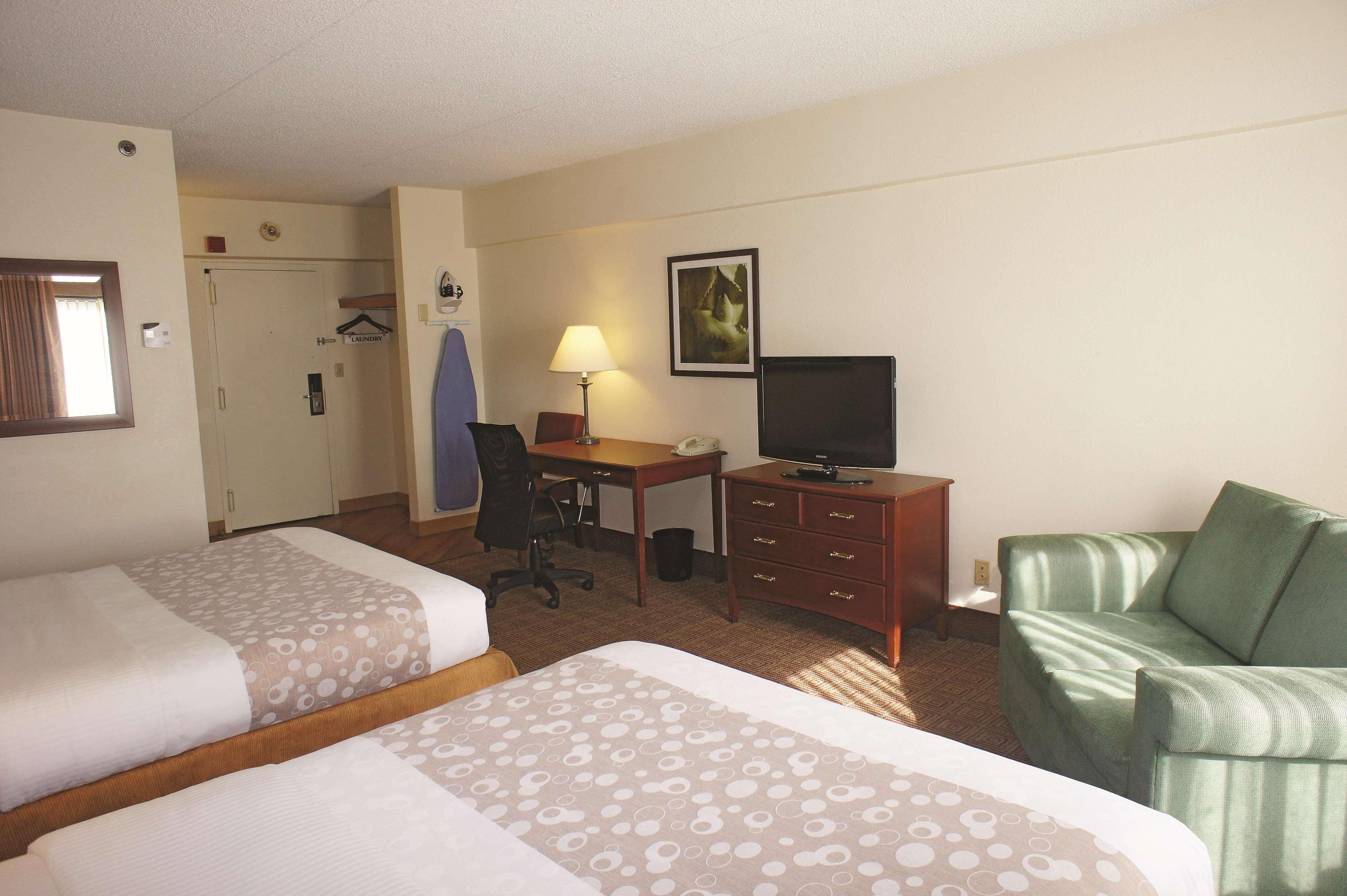 La Quinta By Wyndham New Haven Otel Dış mekan fotoğraf